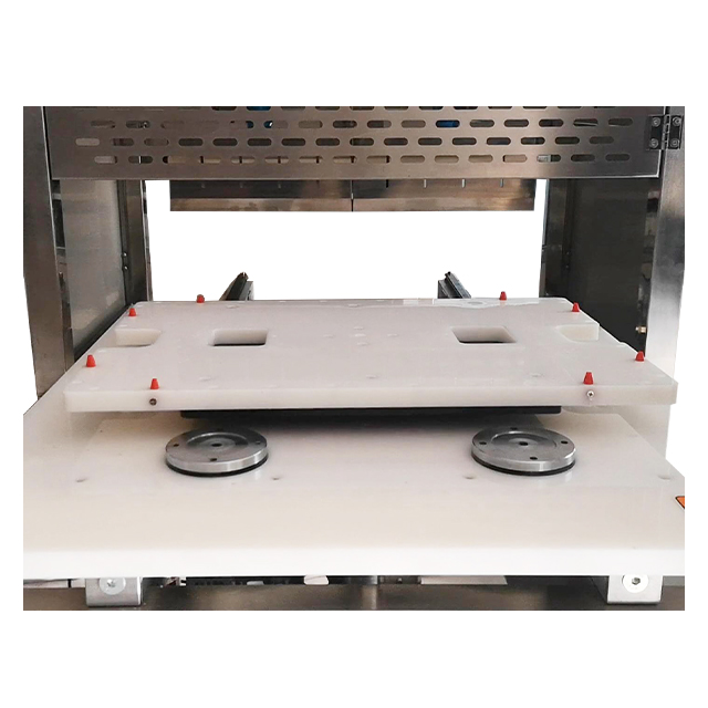 Best seller ultrasonic cutting machine Red velvet layer cakes Best seller ultrasonic cutting machine Red velvet layer cakes