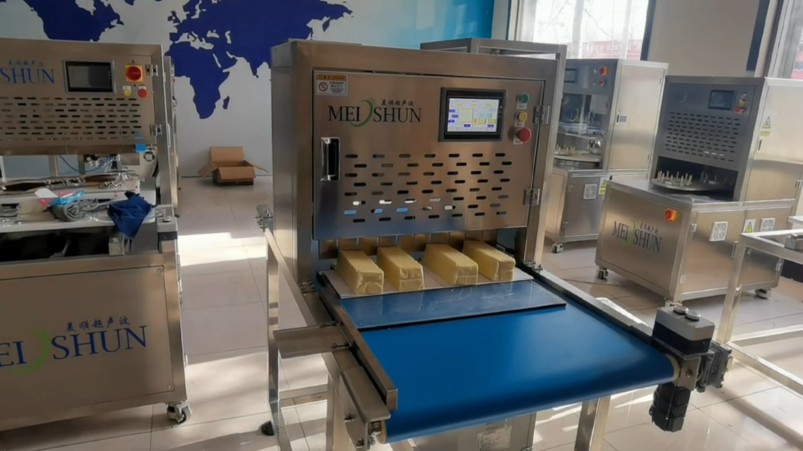 LSX600P Automatic Cheese Slicing Machine Ultrasonic Pastry Cutting Machine Conveyor Butter Slice