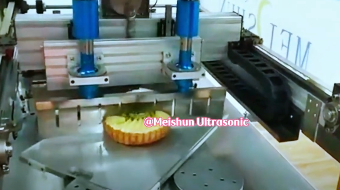 MSXT4200S Automatic Fruit Pie Cutting Machine